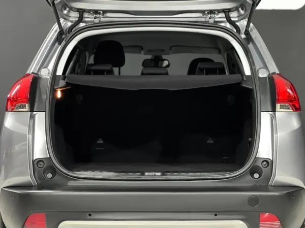 Peugeot 2008 1.2 PureTech Style 11