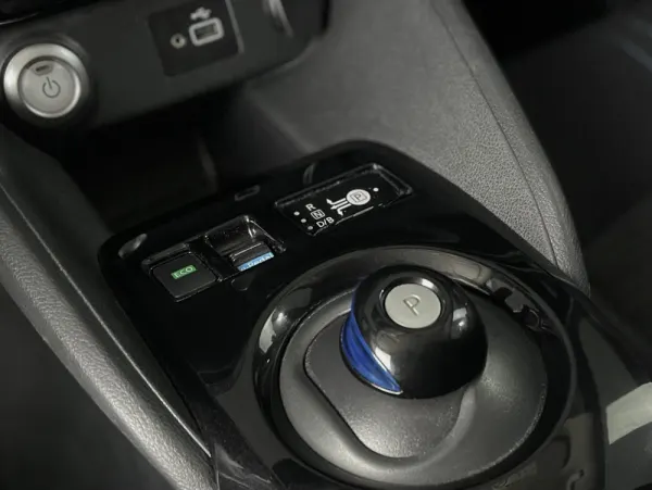 Nissan Leaf E+ ACENTA 8