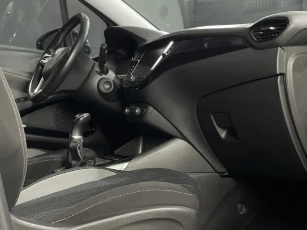 Opel Crossland X 1.2 120 ANOS 4