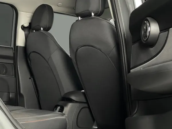 MINI Clubman LCI One D Auto 10