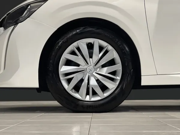 Peugeot 208 1.2 ACTIVE 13