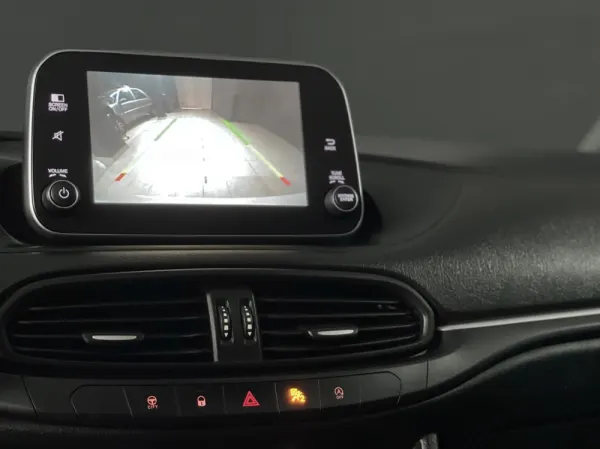 Fiat Tipo 1.3 M-JET LOUNGE 6