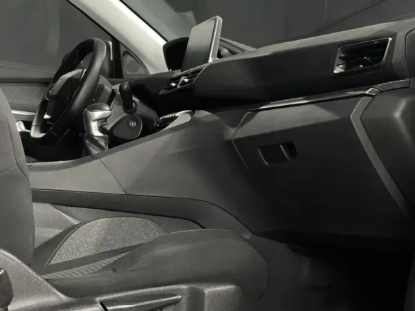 Peugeot 3008 1.5 BlueHDi Active 2