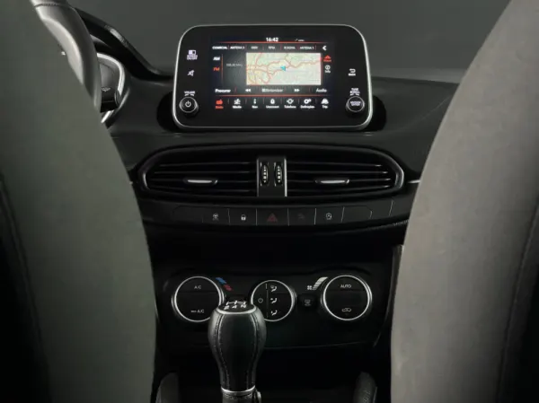 Fiat Tipo Station Wagon 1.3 M-Jet Lounge 10