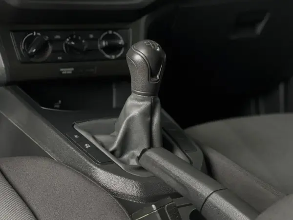 SEAT Ibiza 1.6 TDI Reference 7