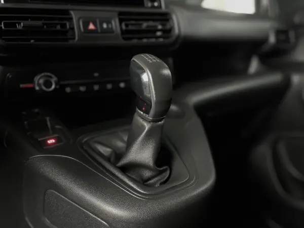 Peugeot Partner 1.5 BlueHDi Pre 8