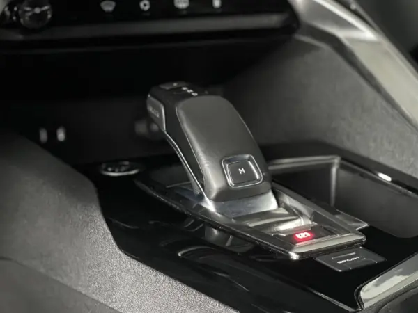 Peugeot 5008 1.5 Bluehdi Allure 8
