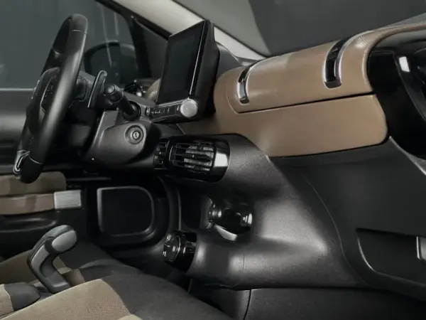 Citroën C4 Cactus 1.6 HDI ETG6 8