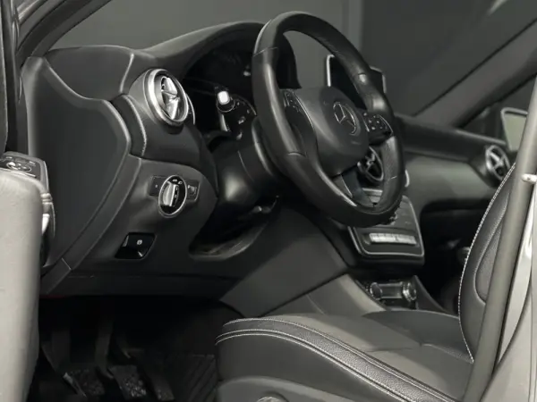 Mercedes-Benz A 180 D STYLE 2