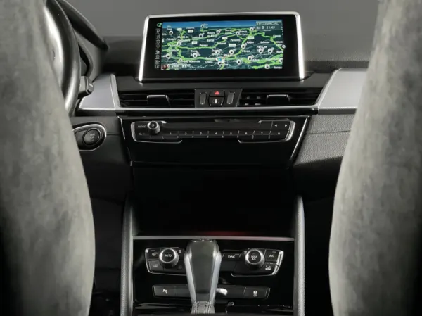 BMW 218 Active Tourer M SPORT 11