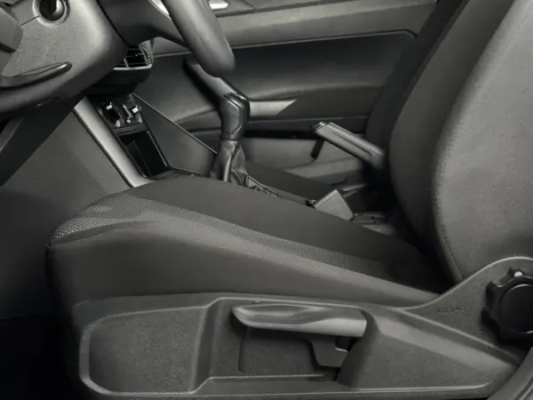 Volkswagen Polo 1.0 Confortline 7