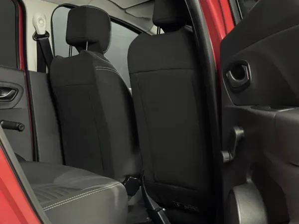 Renault Clio 0.9 ENERGY LIMITED 10