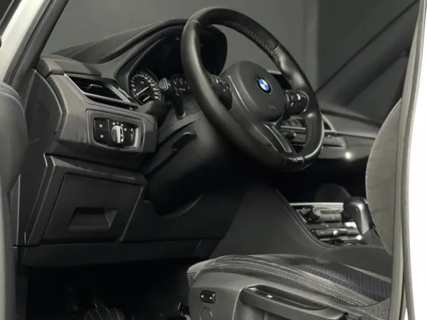 BMW 218 Active Tourer M SPORT 2