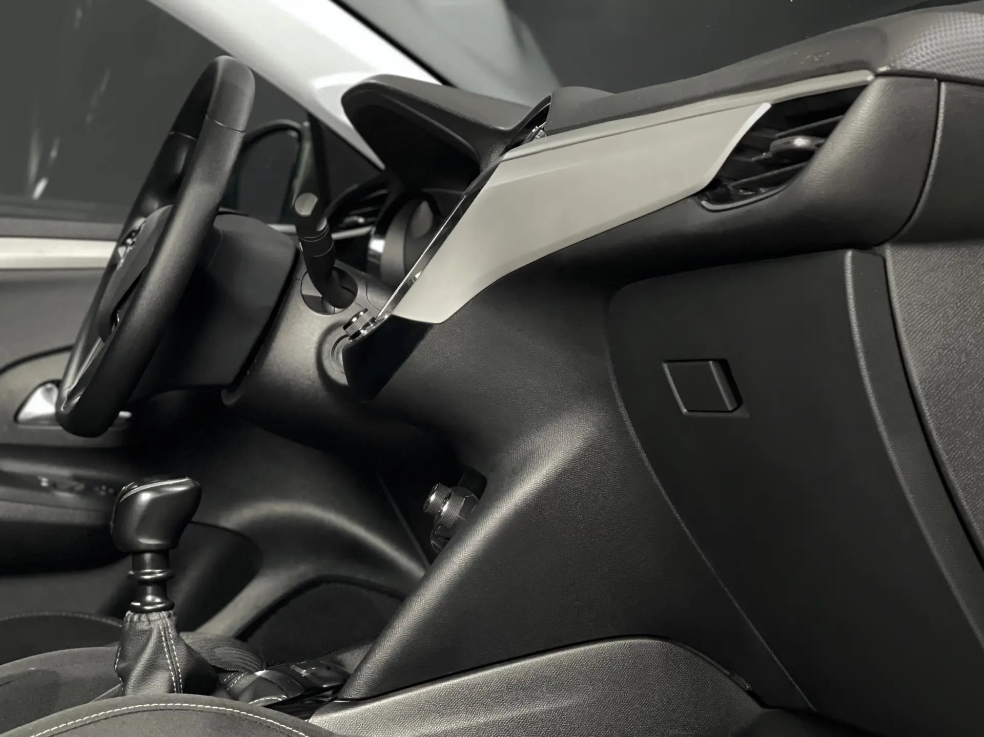 Opel Corsa 1.2 EDITION 9