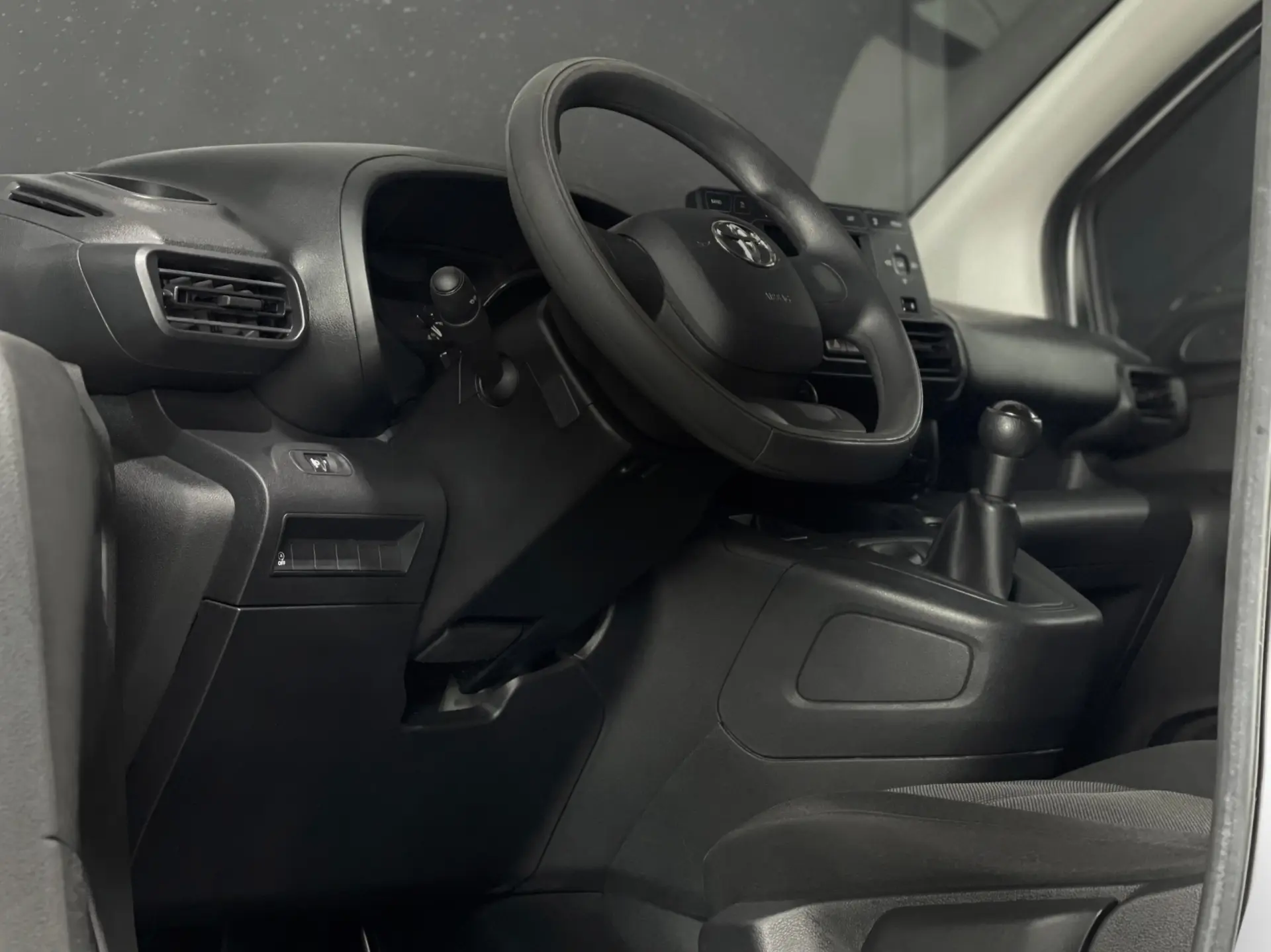 Toyota Proace 1.5D L1 CONFORT 2