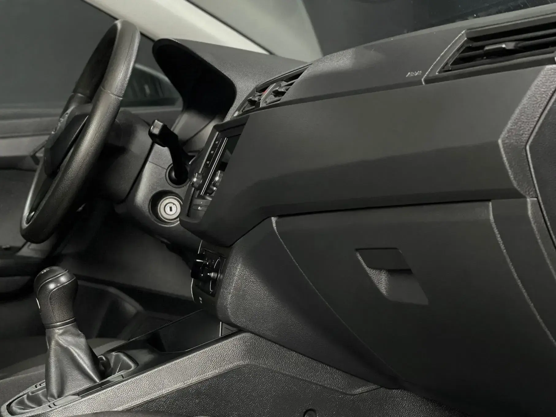 SEAT Ibiza 1.6 TDI Reference 8