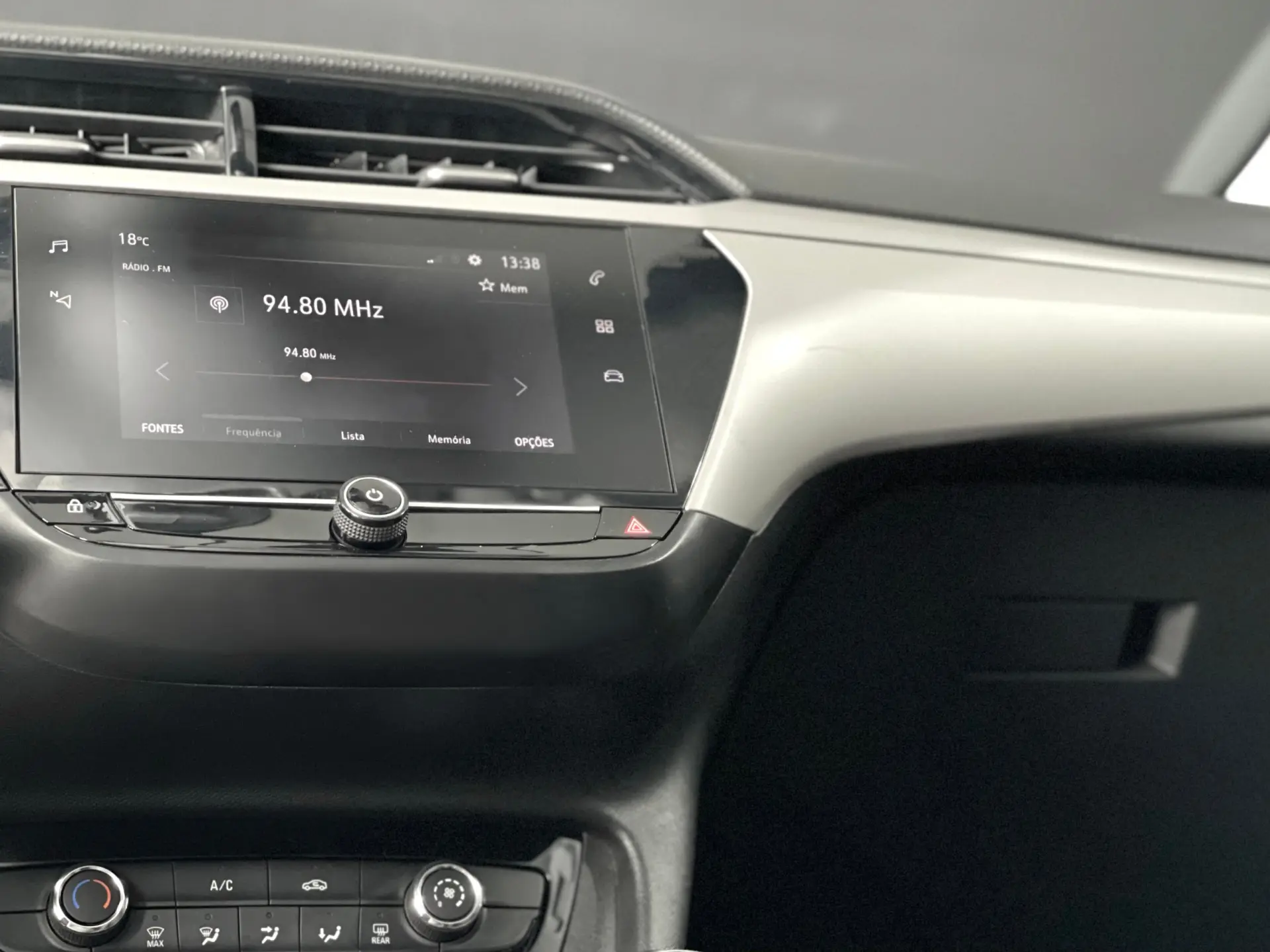 Opel Corsa 1.2 EDITION 6