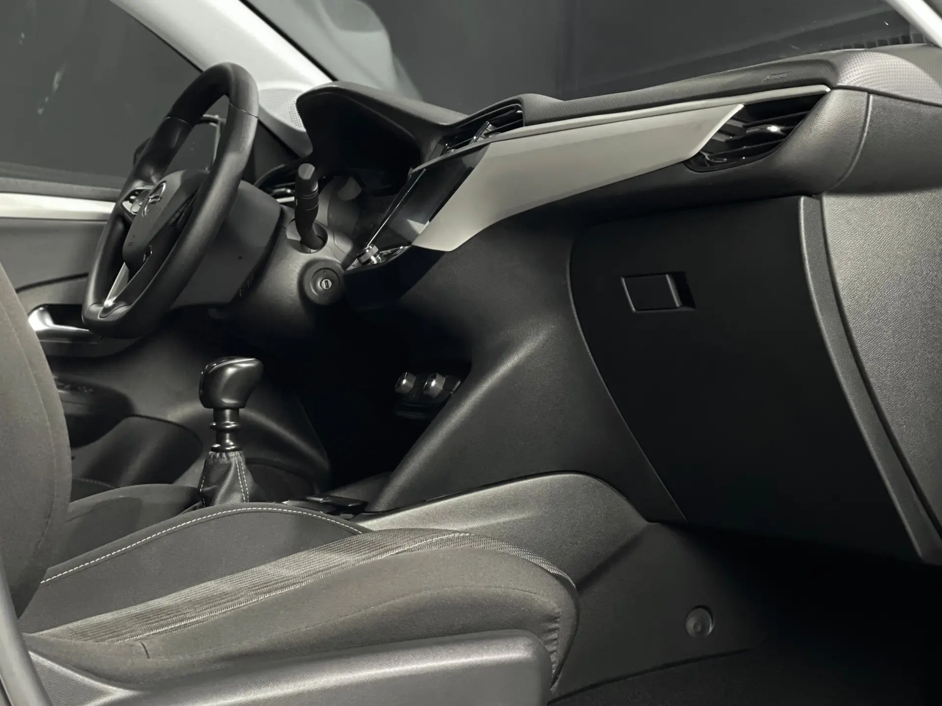 Opel Corsa 1.2 EDITION 4