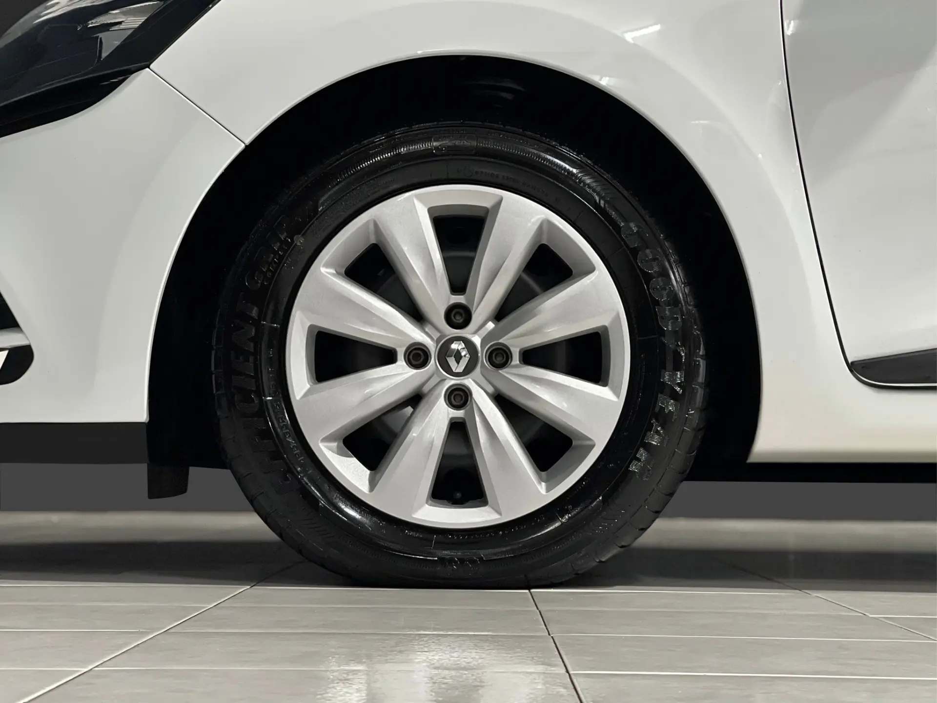 Renault Clio 1.5 dCi Zen 13