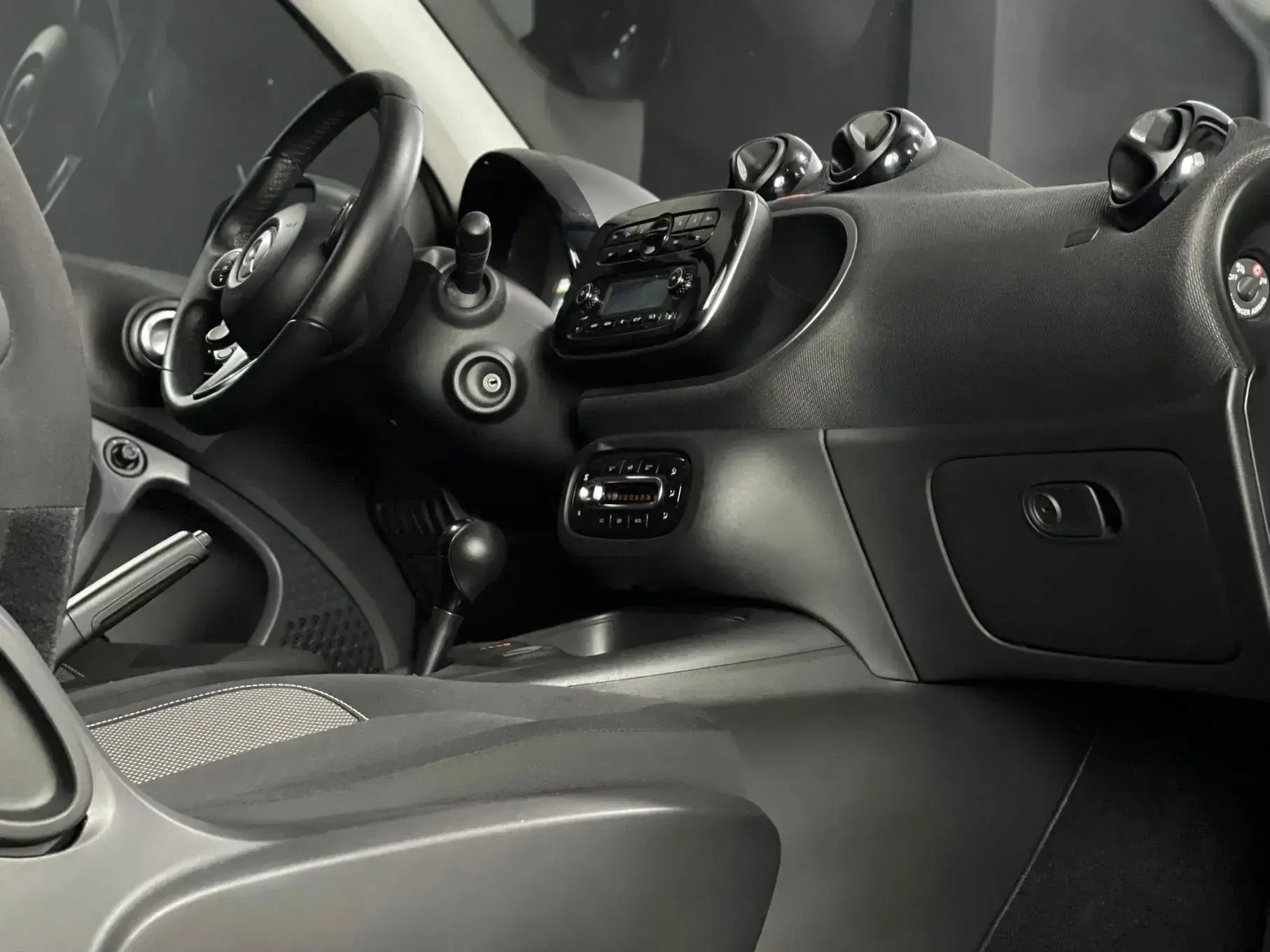 Smart ForTwo Coupé EQ Passion 3d 4