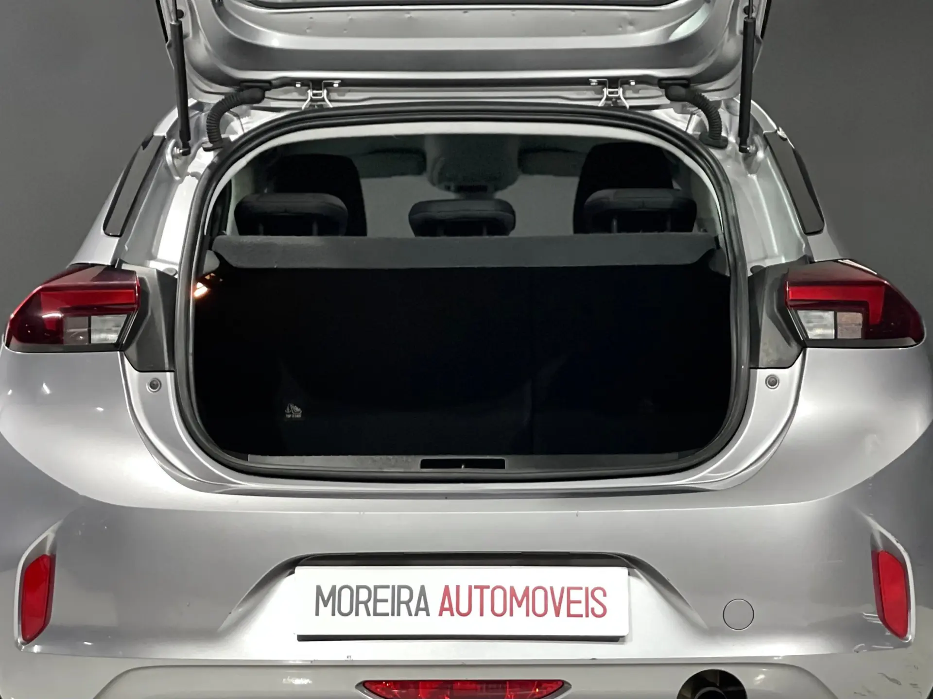 Opel Corsa 1.2 EDITION 12