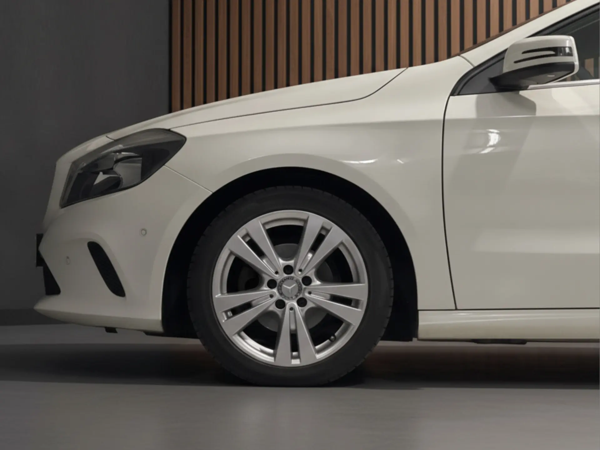 Mercedes-Benz A 180 d Urban 11