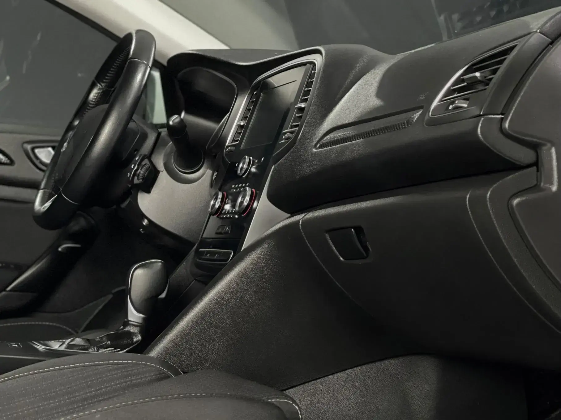 Renault Mégane Sport Tourer dCi 110 FAP EDC Dynamique 9