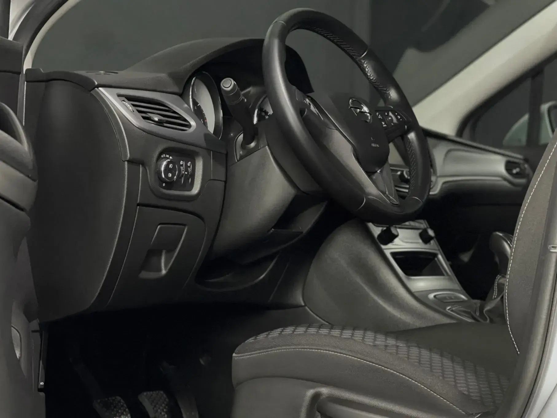 Opel Astra 1.5 D Business Edition S/S 2