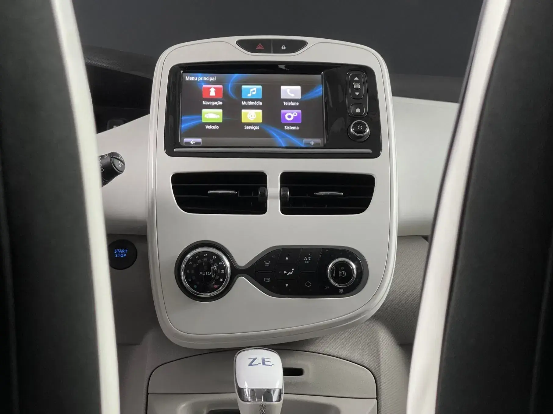 Renault Zoe Life 40 11