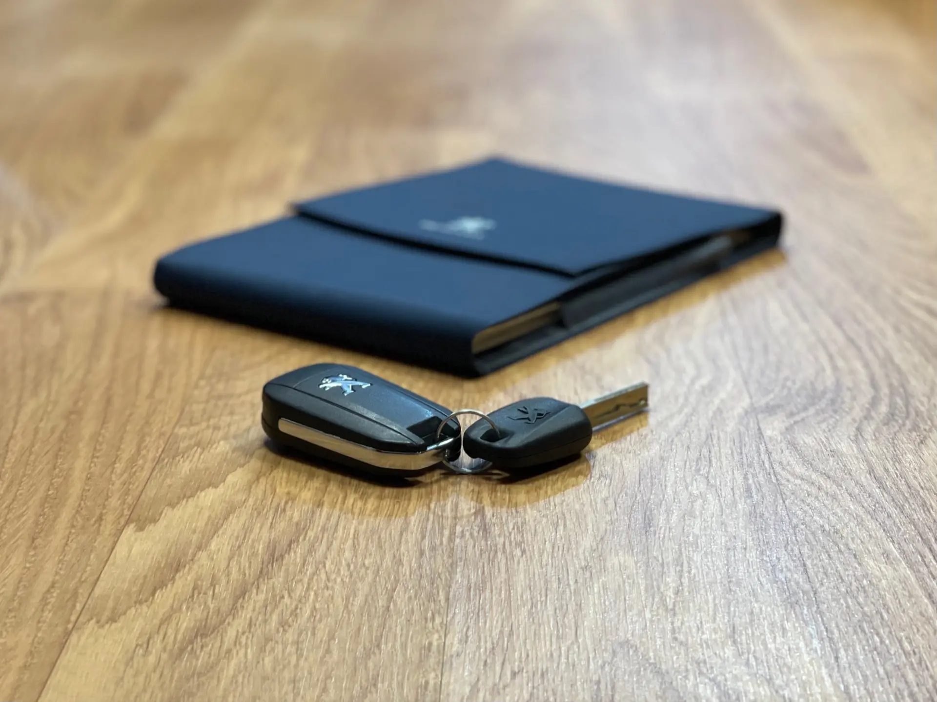 Peugeot 2008 1.2 PURETECH STYLE 13