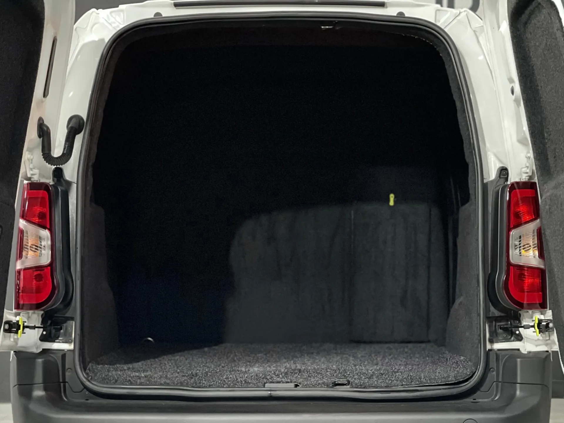 Opel Combo CARGO 1.5 CDTI L1H1 ENJOY 11