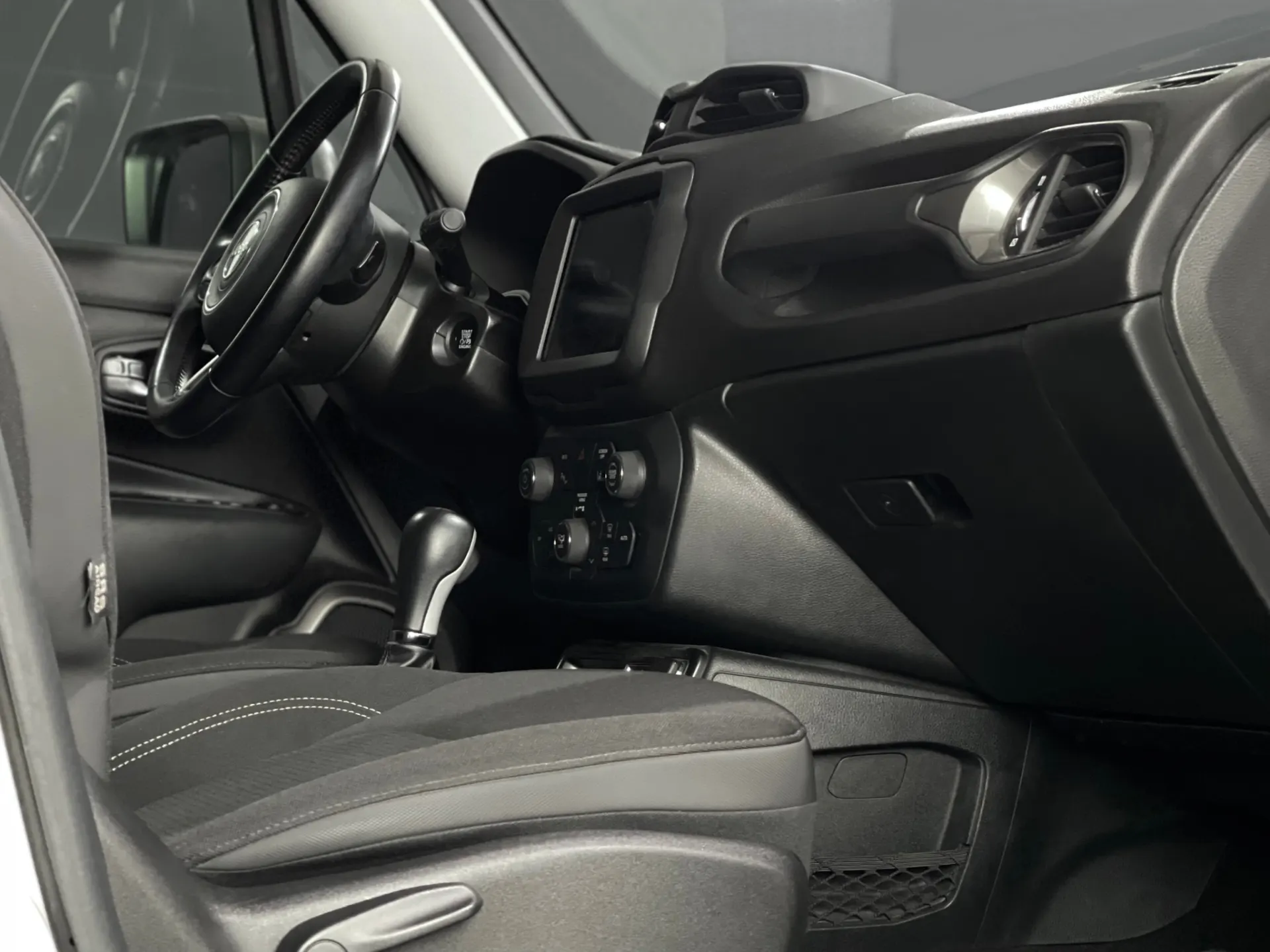 Jeep Renegade 1.6 MJD LIMITED 4