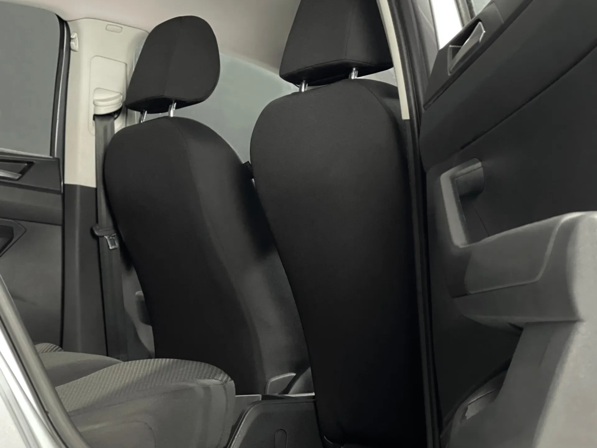 Volkswagen Polo 1.0 Confortline 10