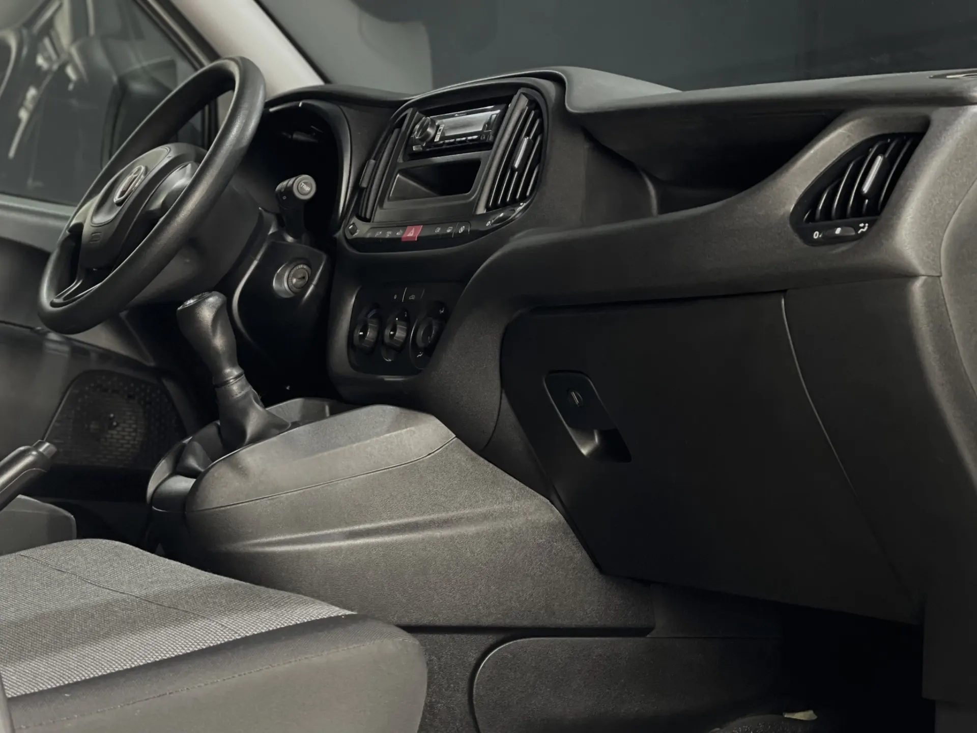 Fiat Doblo 3 Lug c/ IVA 4