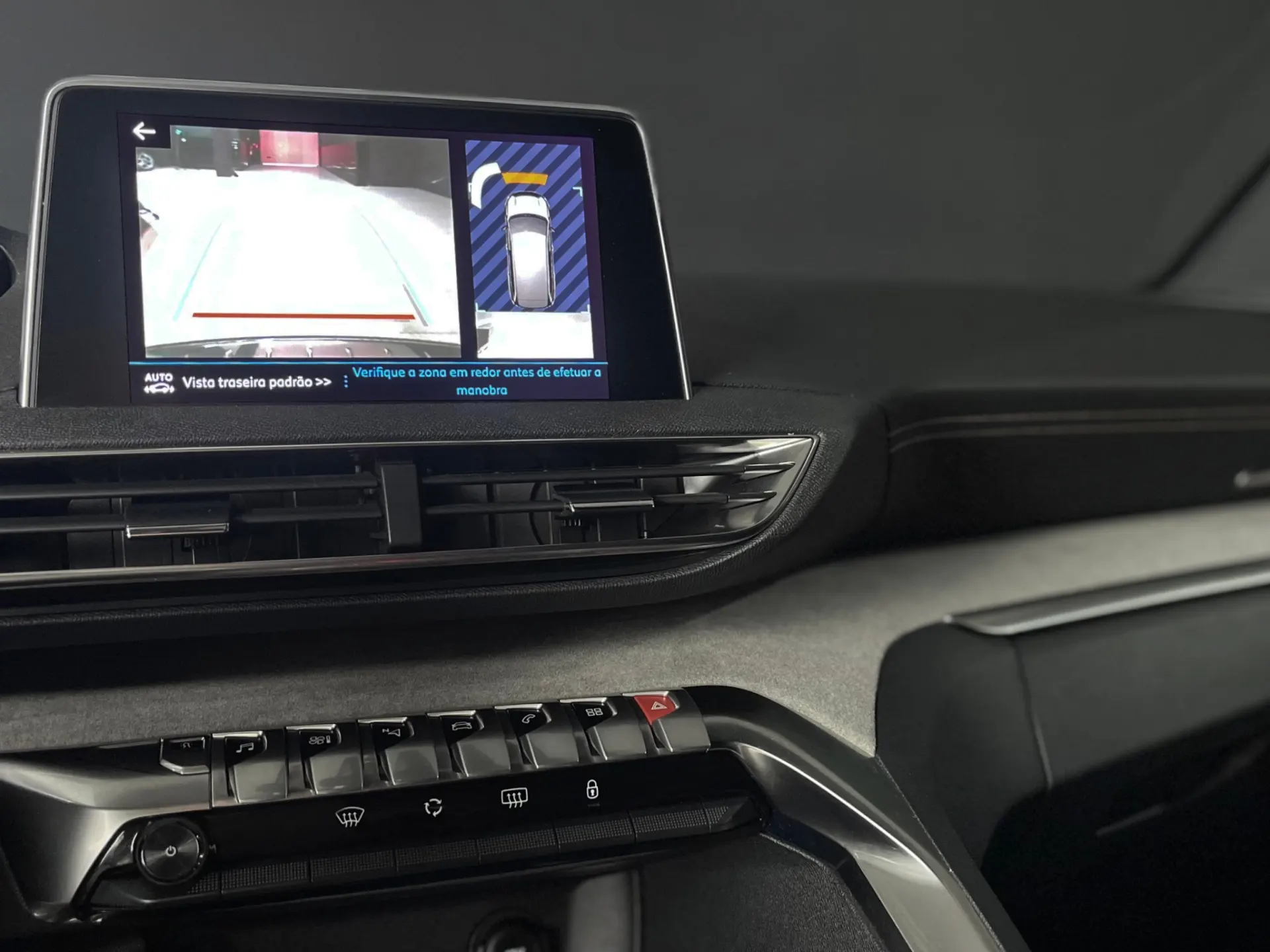 Peugeot 5008 1.5 BLUE-HDI ALLURE 6