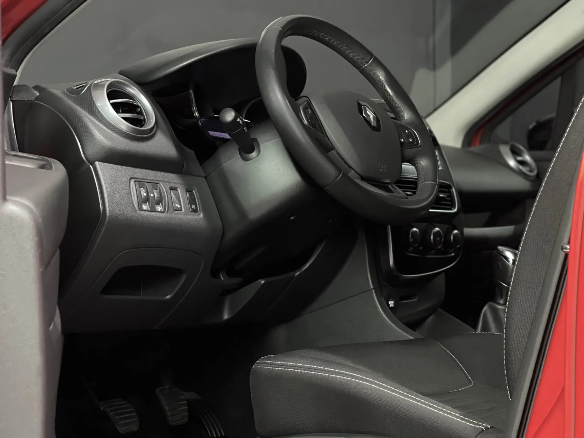 Renault Clio 0.9 ENERGY LIMITED 2