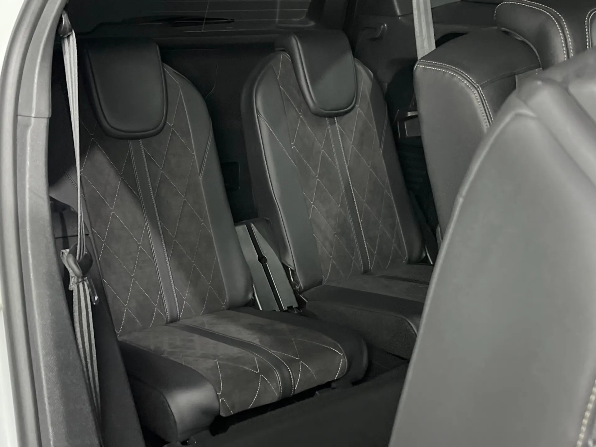 Peugeot 5008 1.5 BLUE-HDI ALLURE 8