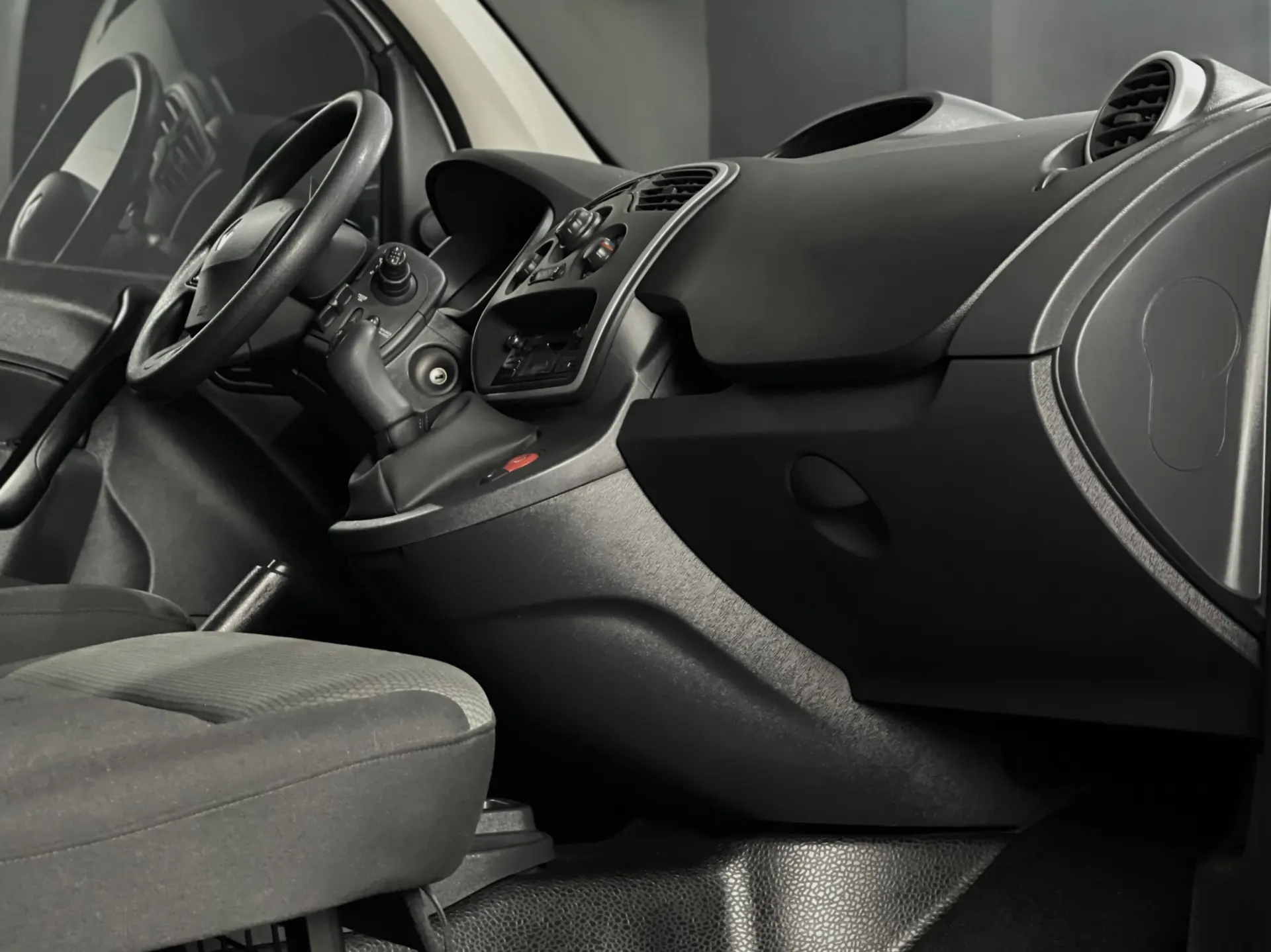 Renault Kangoo EXPRESS FASE II DIESEL 1.5 DCI BUSINESS S/S 3L 4