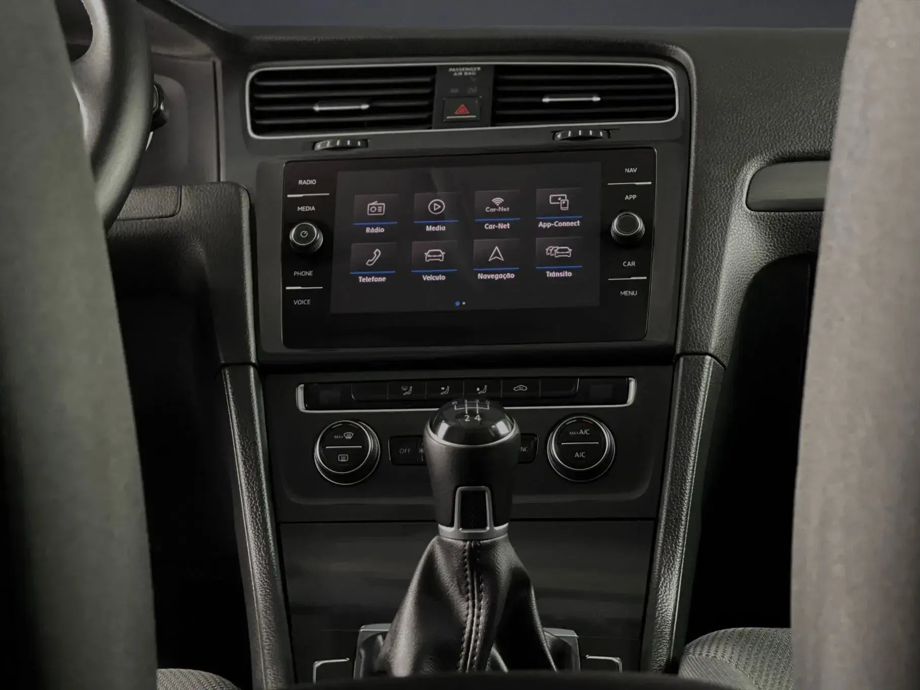 Volkswagen Golf 1.6 TDi Confortline 10