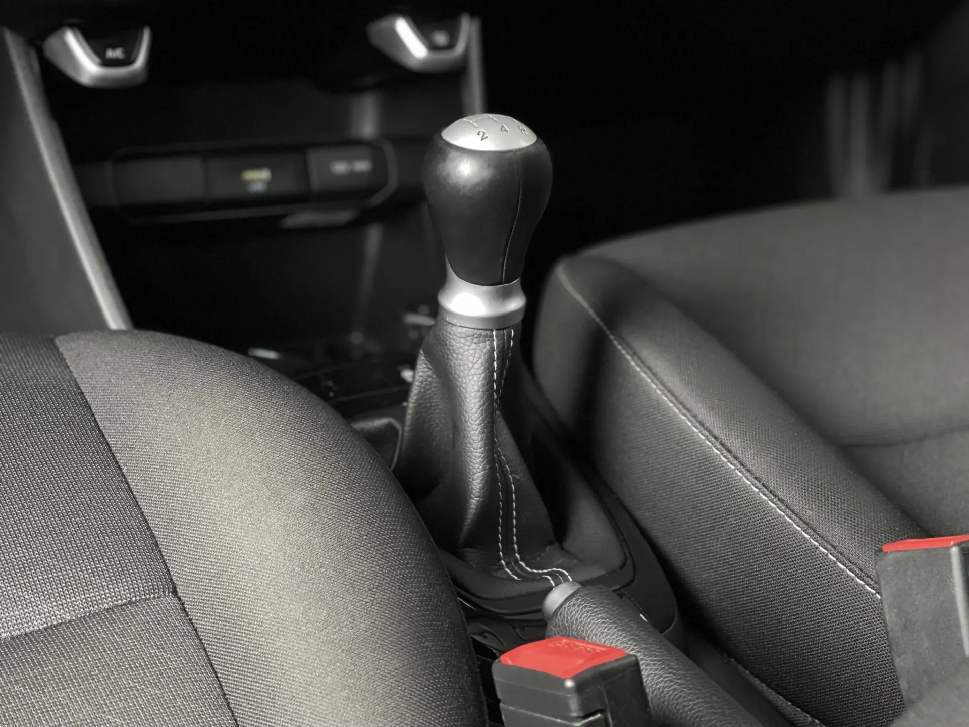 Kia Picanto 1.0 ACTIVE 8