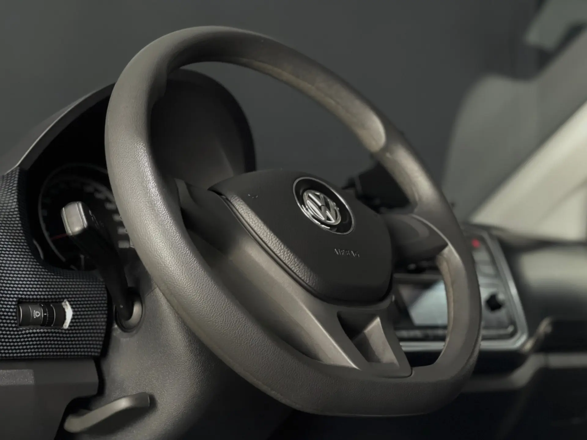 Volkswagen Up! 1.0 BMT Move Up! 5