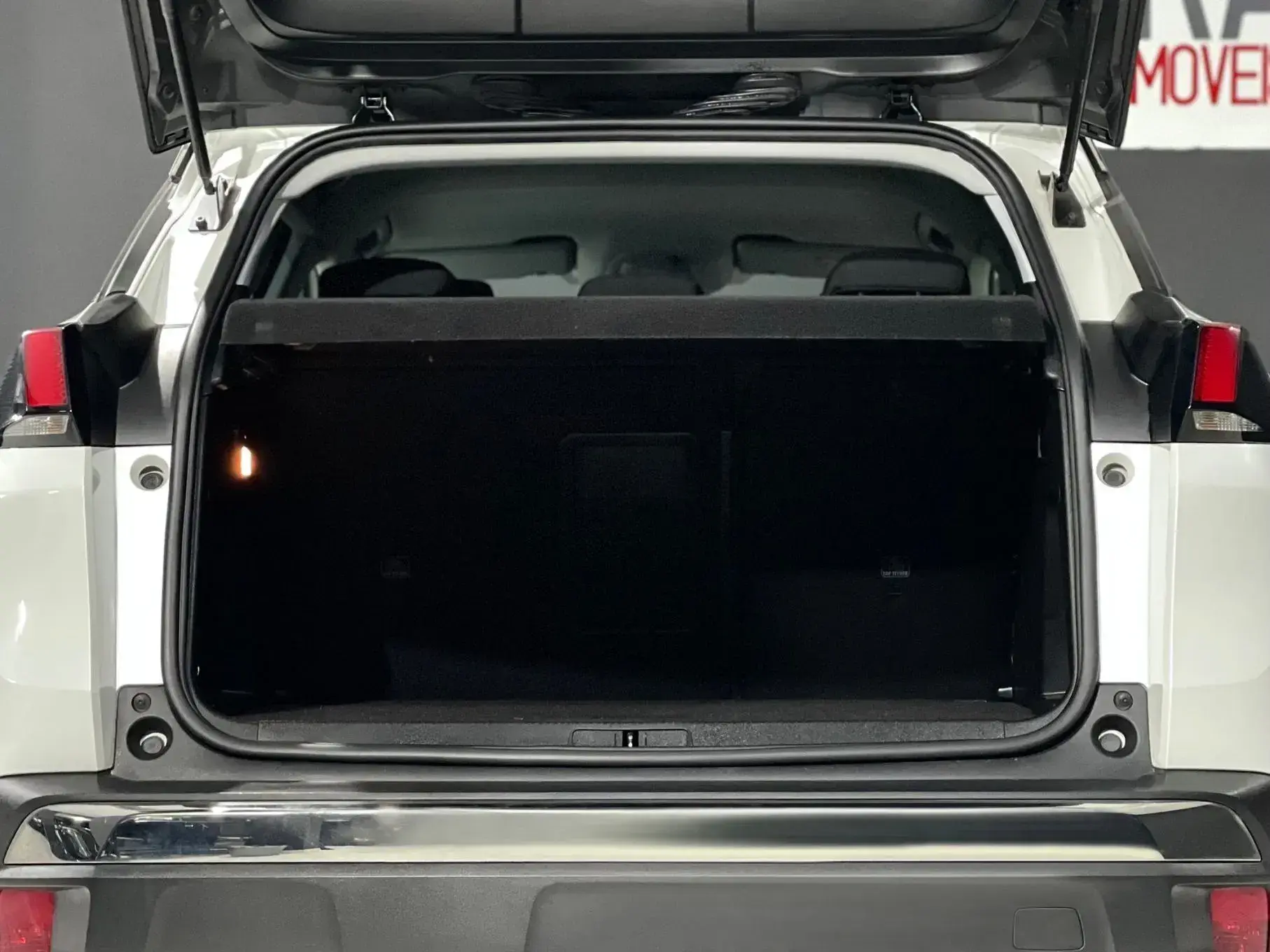 Peugeot 3008 1.5 BlueHDi Active 12