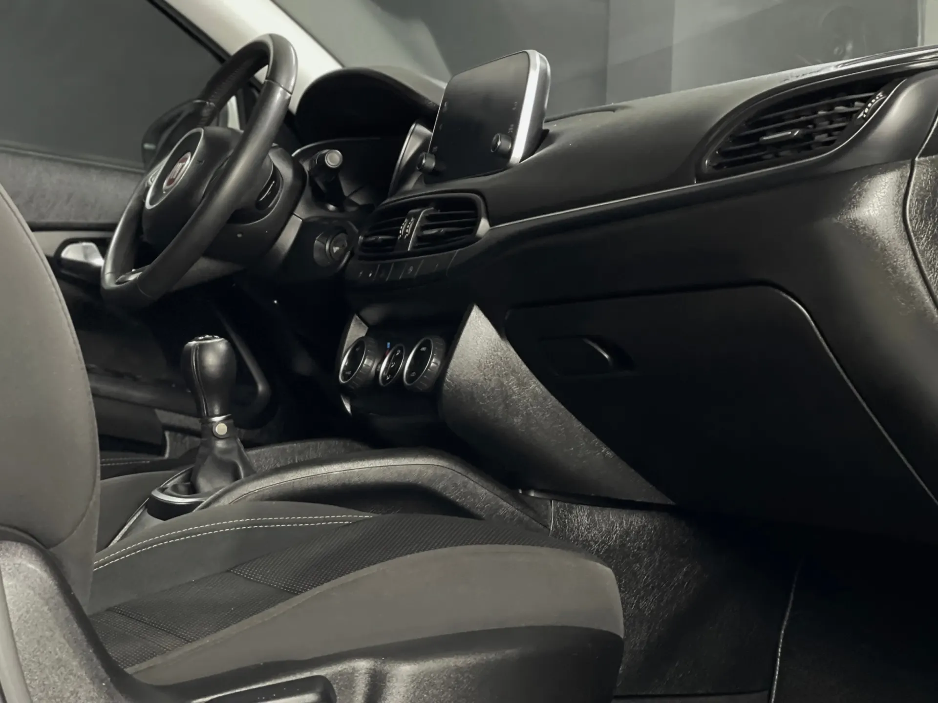 Fiat Tipo 1.3 M-JET LOUNGE 4