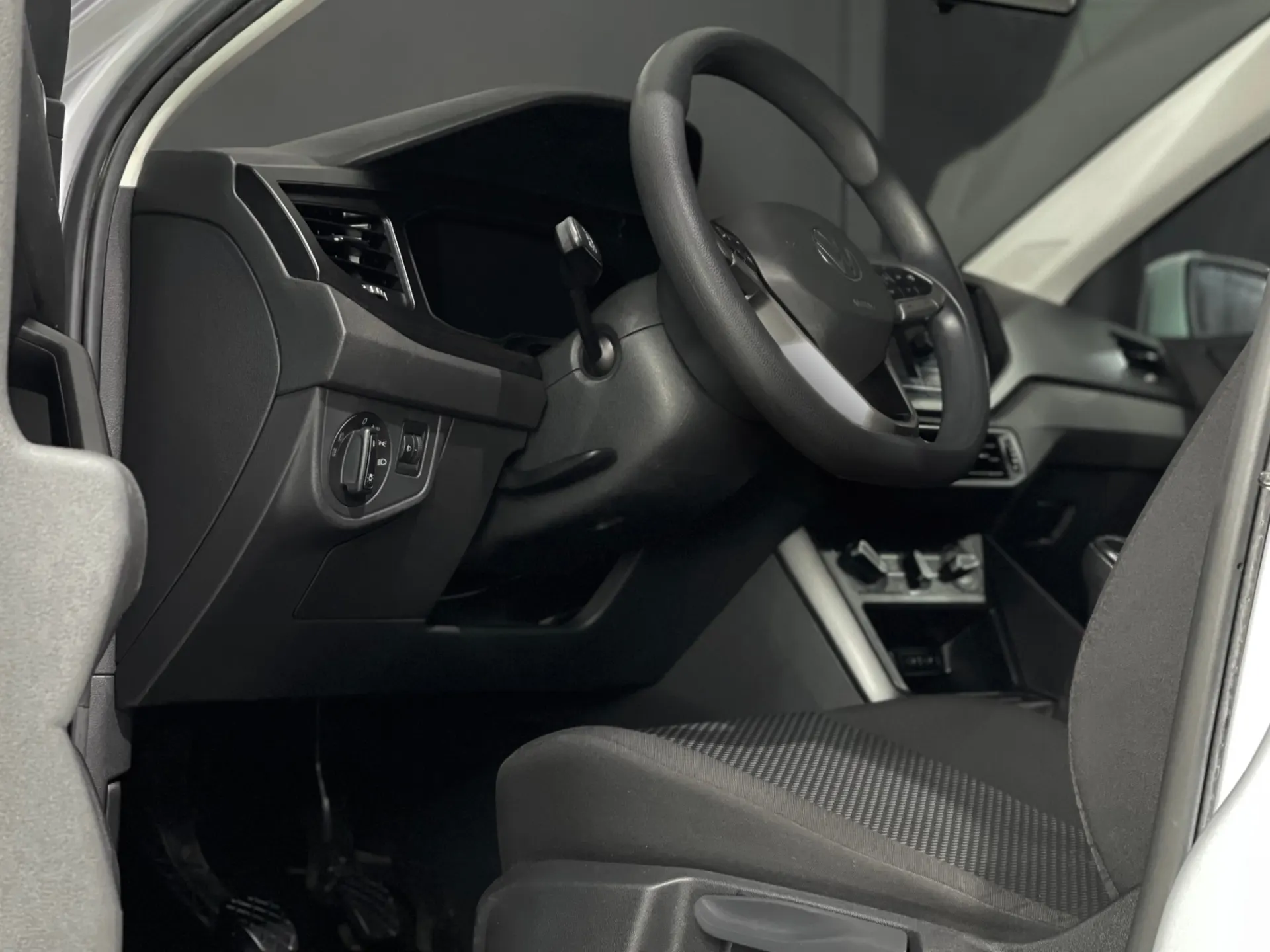 Volkswagen Polo 1.0 Confortline 2