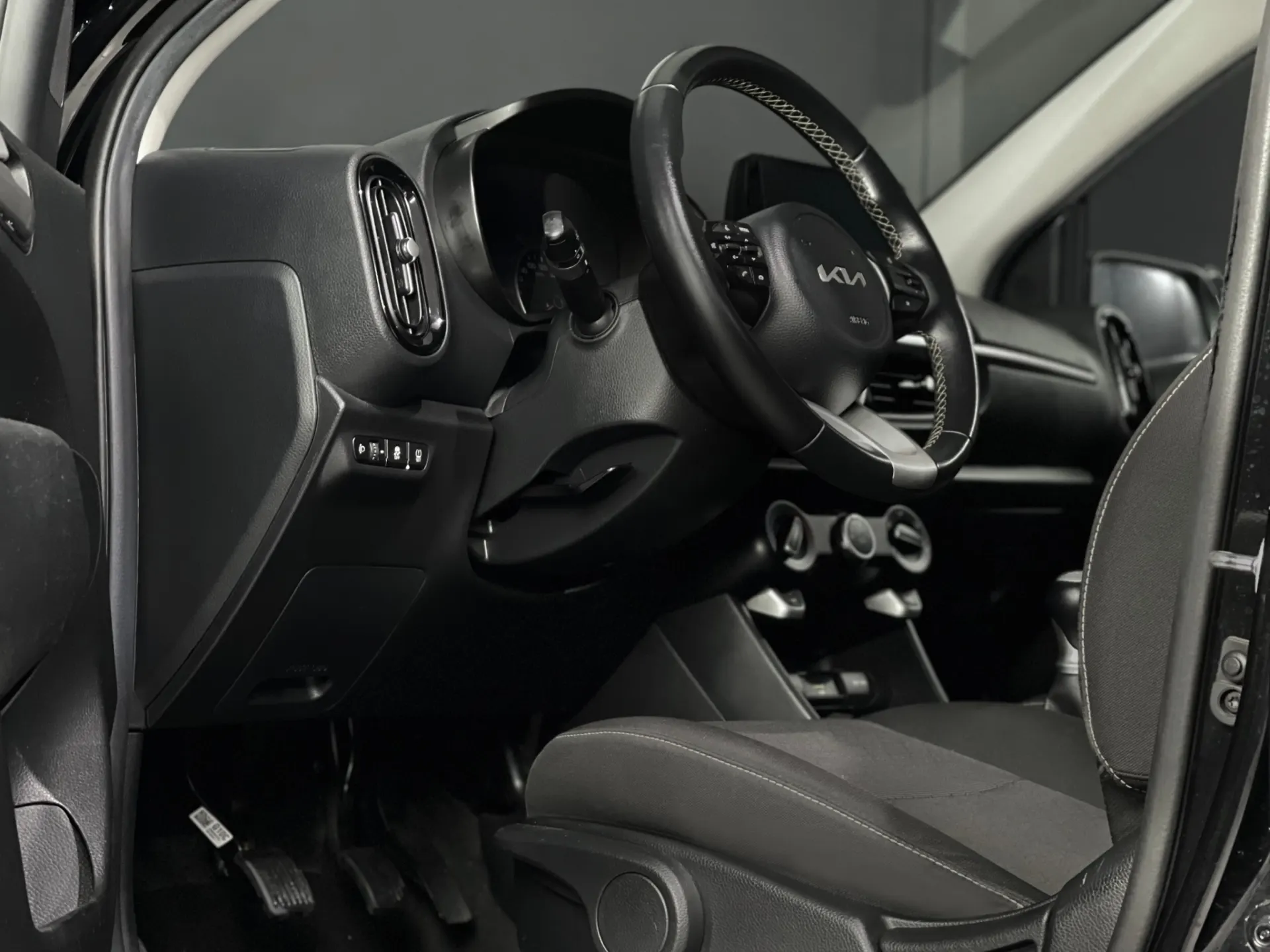 Kia Picanto 1.0 ACTIVE 2