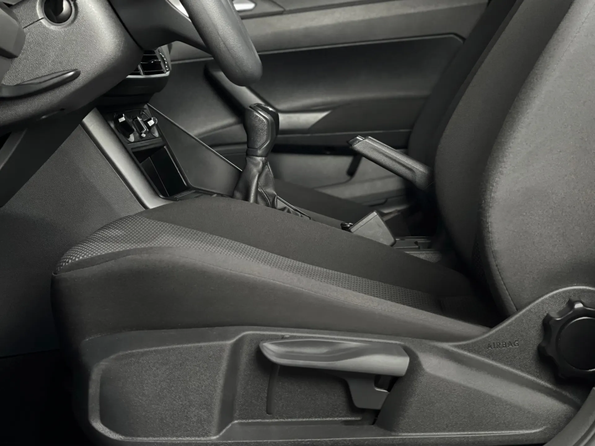 Volkswagen Polo 1.0 Confortline 7