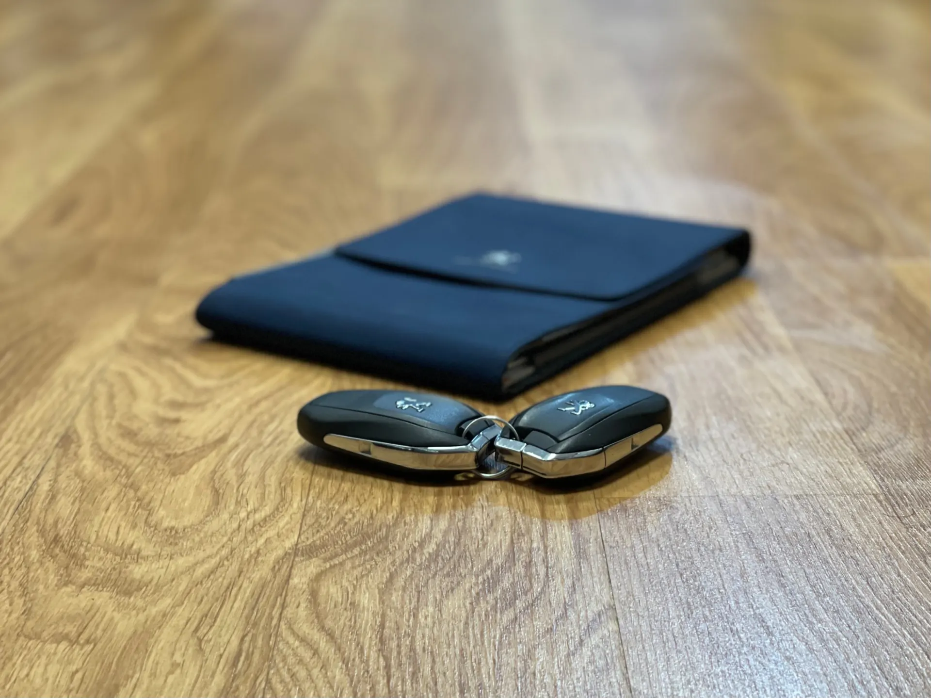 Peugeot 5008 1.5 BLUE-HDI ALLURE 13