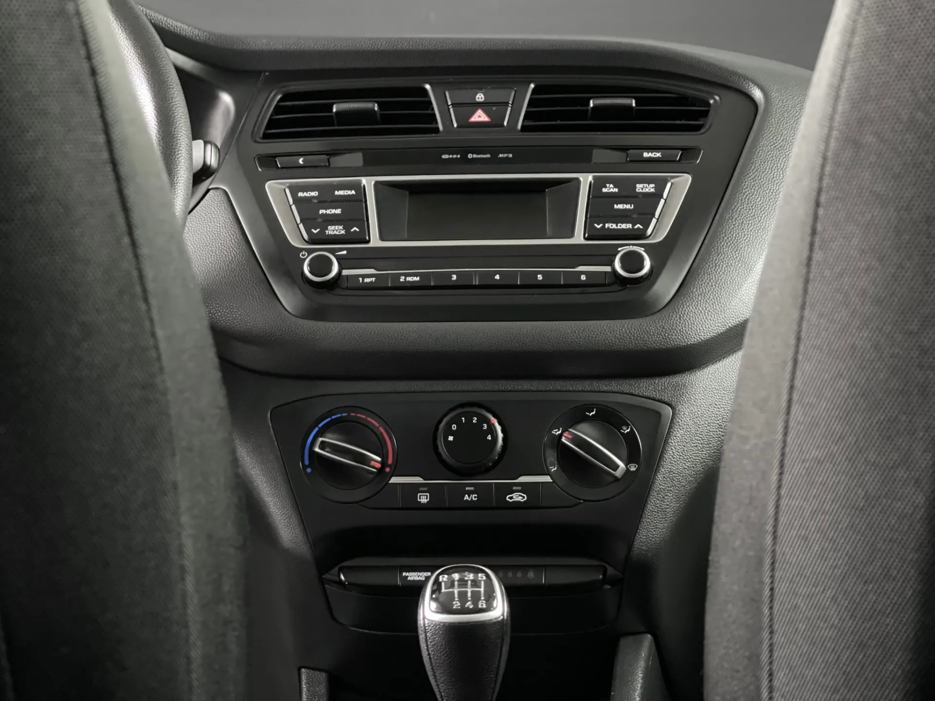 Hyundai i20 1.1 CRDi ACCESS+BLUETOOTH 10