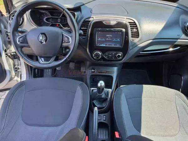 Renault Captur 1.5 dCi 9