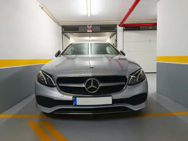 Mercedes-Benz E 220 d Aut. 2